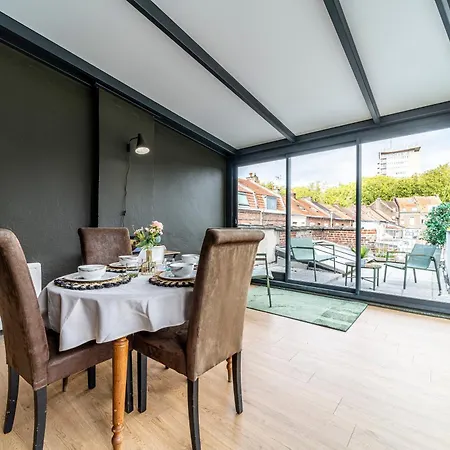 L'holden - 2 Beds - Terrace - Wifi - Tram *